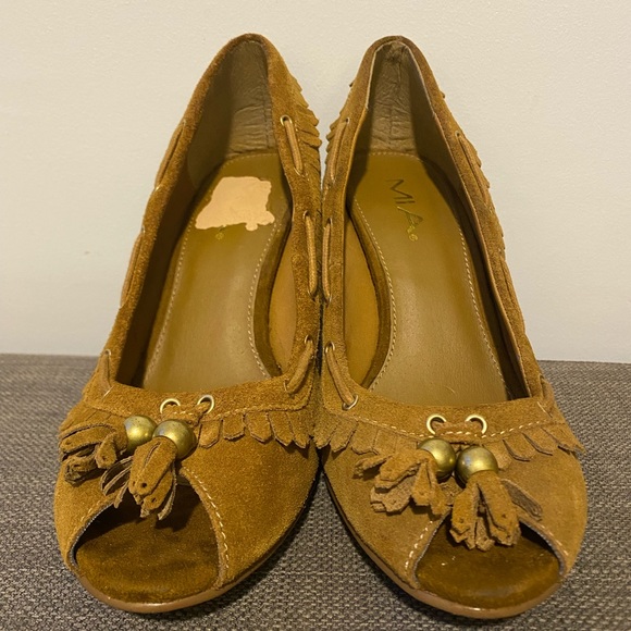 MIA Open Toe Pump w/ Tassels - Picture 5 of 11